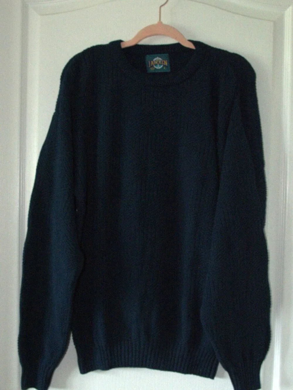 Vintage Jantzen Men's Navy Blue Crewneck Knit Sweater Made in USA size Large